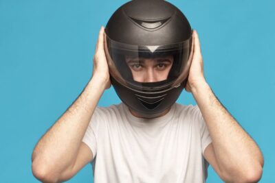 Como escolher o tamanho ideal do capacete de moto e garantir sua segurança