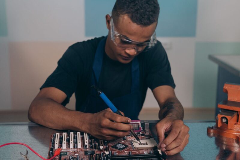 como escolher a maquina e o ferro de solda ideais para seus Imagen de Como escolher a máquina e o ferro de solda ideais para seus projetos